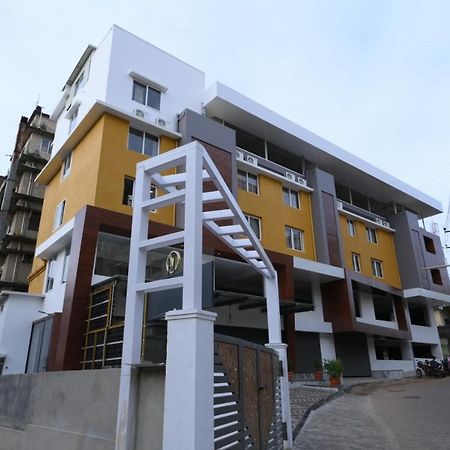 Meenakshi Inn Udupi Exterior foto